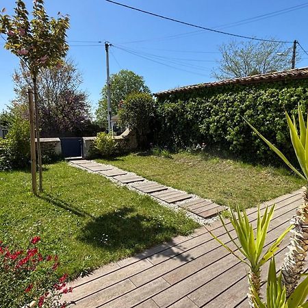 Maison De Charme Avec Jardin Et Terrasse Camblanes-et-Meynac Ngoại thất bức ảnh