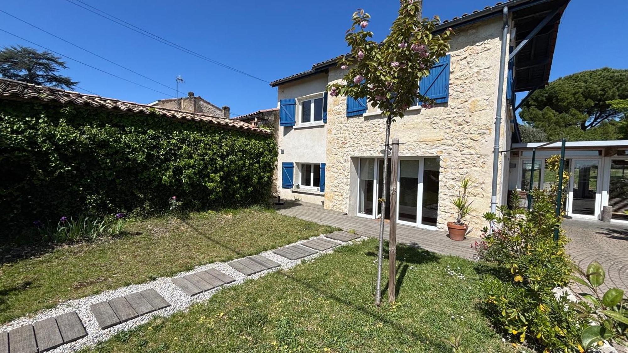 Maison De Charme Avec Jardin Et Terrasse Camblanes-et-Meynac Ngoại thất bức ảnh